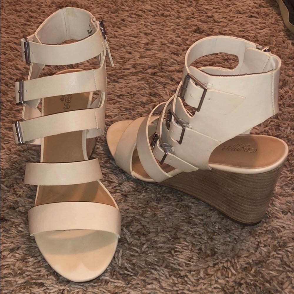 Off-White Crown Vintage Wedges